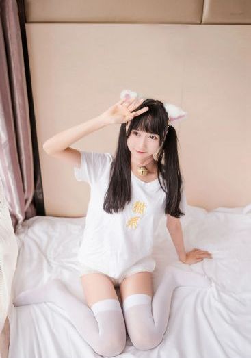 欧美女郎炫彩动态壁纸_高清电影全集观看