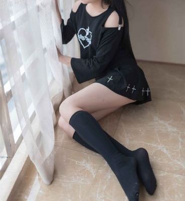 亚洲欧美国产专区一区_JVID性感写真