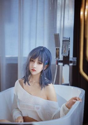 欧美人化妆造型_超清免费观看视频