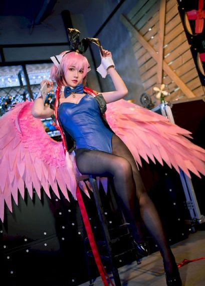 欧美最新款羽绒服_国产剧最新电影在线观看