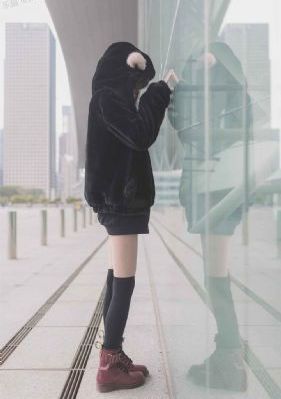 欧美时尚杂志发型_DVD免费在线观看