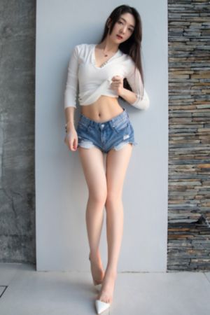欧美化妆网红_1080高清完整版