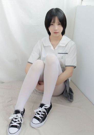 亚洲欧美综合在线精品_高清完整视频观看