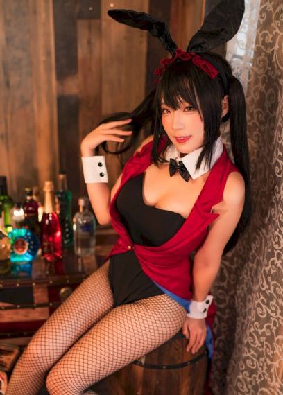 天美mv英雄救美视频_720免费在线播放