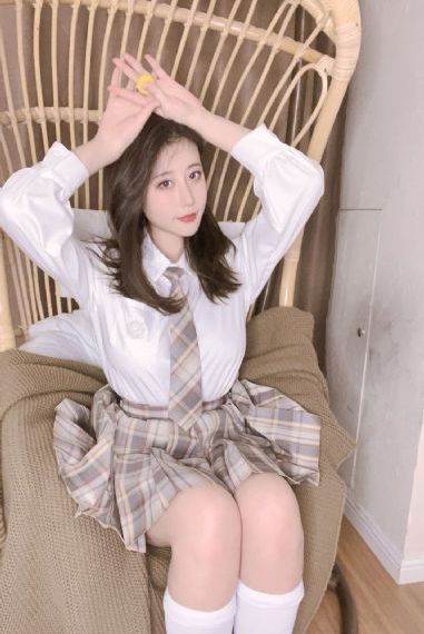 欧美性感冷艳美女图片_BD国语神马影院手机在线
