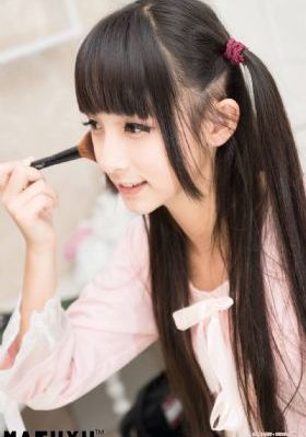 欧美水中美女摄影_BD免费高清观看
