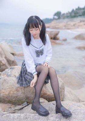 亚洲国产偷拍组图_高清完整版观看