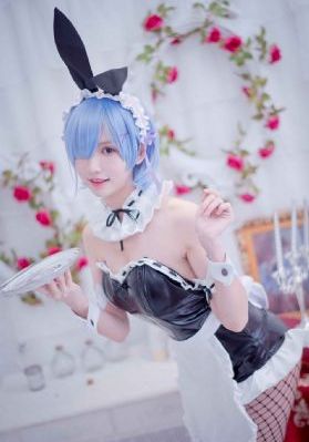 欧美大片潮湿养猪场女孩们_迅雷在线观看